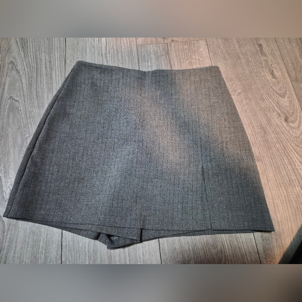Zara grey side slit skort